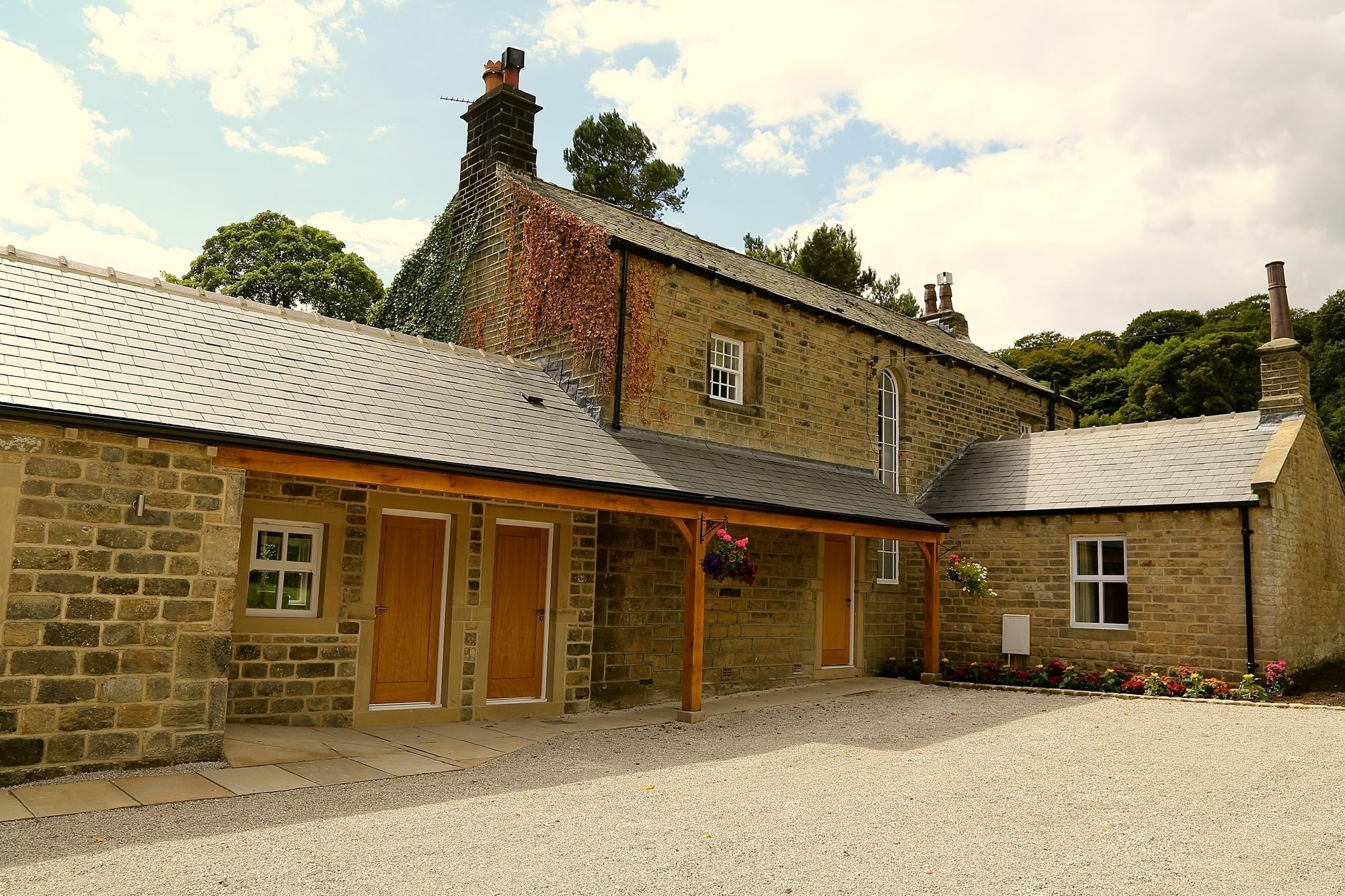 Woodsome Hall Golf Club Dormy House Fenay Bridge Exterior photo